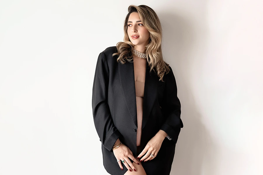 lia montas embarazada